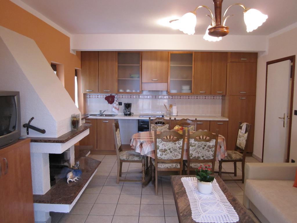 Apartments Mediteraneo Tar-Vabriga Zimmer foto